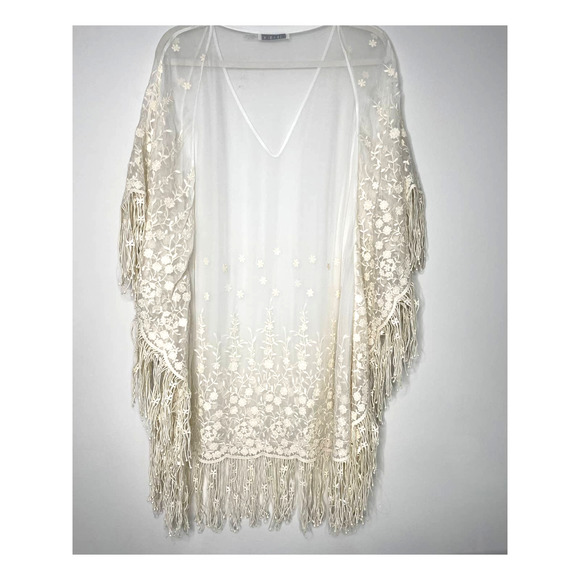 ALICE + OLIVIA Embroidered Accent Cover-Up XS/S - Picture 6 of 8